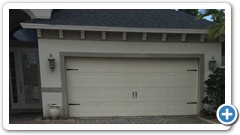 Colonial garage door with short panels